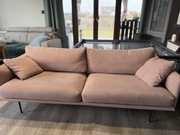 Sofa i fotel Optisofa model Uma w kolorze pudrowy róż
