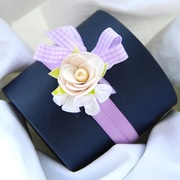 Opaska Dziecka Róża we wrzosowych kolorach.