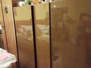 Szafa PRL pojemna lakierowana 