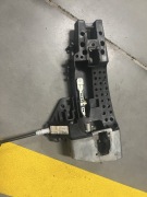 Mocowanie klamki Audi a4 b8 lewa strona