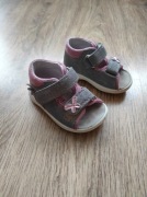 Sandałki dziecięce 19