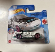 Hot wheels 91 MAZDA MX-5 MIATA MODEL 2022