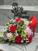 Hit Upominek,prezent, kompozycja szpilka, róże mydlane dzień Mamy