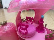 Zamszowe kucyki pony z dwoma domkami i akcesoriami 