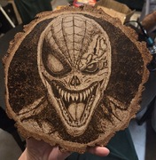 Ręcznie wypalana grafika w drewnie – unikat | Handmade | Horror / Dark Art