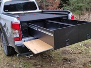 Zabudowa szufladowa na pickupa
