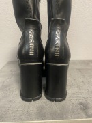 Skórzane buty Carinii