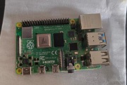 Raspberry Pi 4 Model B 4Gb + obudowa