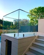 BALUSTRADA SZKLANA NA SPIGOTACH