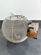 Lampion metalowy z uchwytem i wkładem – Studio Home