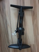 Pompka ręczna do piłki opon rowerowych