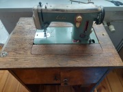 maszyna do szycia Lada