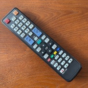 Nowy pilot do tv Samsung BN59-01039A
