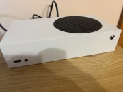 Xbox Series S 512 GB + 2 pady