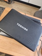 Laptop Toshiba uszkodzony okazja