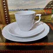 Rosenthal classic rose model Sanssouci Filiżanka z podstawką i talerzykiem 