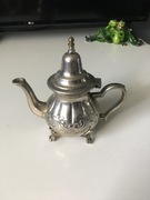 Srebrny marokański czajniczek