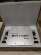 800W Micro Inwerter Solar Grid Tie z ekranem monitorowania danych AC IP67 