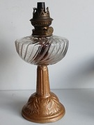 Lampa naftowa malowana złotem