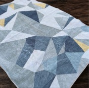 Świetny dywan modny geometryczny wzór 160/230