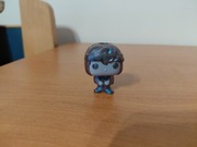 Dustin ud upside down stranger things funko pop kinder joy 