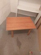 Stolik dziecięcy drewniany