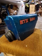 Osłona boczna filtr MZ ETZ 250 obudowa