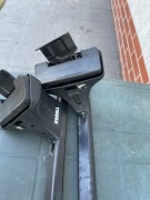 Bagażnik dachowy Thule na krawędź dachu- belki 135 cm, komplet 