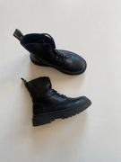 Wiązane botki DeeZee 33