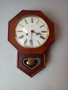 Wiszący zegar ścienny