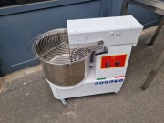 GGF Mieszałka Mikser Spiralny Z Podnoszoną Dzieżą 33 l