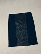 Piękna elegancka granatowa spódnica tuba z skórą do kolan