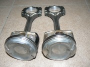 Tłok z korbowodem silnika 1KR, Toyota Aygo,Yaris, Citroen C1, Peugeot 107.