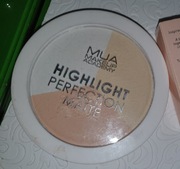 Matowy rozświetlacz MUA