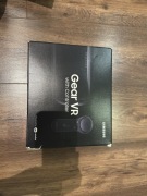 Okulary Samsung Gear VR z kontrolerem