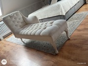 Szezlong lewostronny tapicerowany styl biały tkanina ecru. 