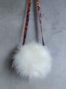 Torebka na ramię, biała torebka z futerka