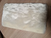 Szal do sukni że sztucznego futerka 