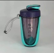Bidon shaker do odżywek zielono fioletowy 500 ml
