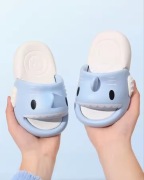 Nowe piankowe dziecięce chodaki klapki na basen kapcie 15,5 cm