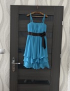 Sukienka z falbankami