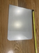 Metalowa ochrona przecowbryzgpwa do zlewu umywalki