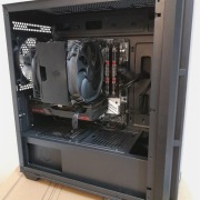 Komputer Gamingowy R7 5700X3D RX6600 32GB RAM