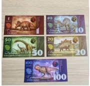 Kolekcjonerski zestaw banknotów?? z dinozaurami 5 szt (1)