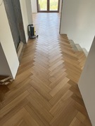 Podłoga Drewniana Parkiet Warstwowy Jodełka Dąb 15x90x450 mm