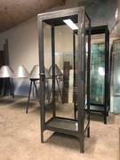 Szafa metalowa LOFT lekarska medyczna witryna szklana industrialna
