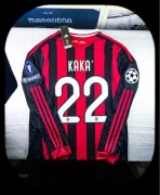 M) KAKA 22 AC MILAN 09/10 UEFA LIGA MISTRZÓW VINTAGE LONG SLEEVE NOWA BLUZA
