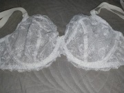 George śliczny koronkowy stanik biustonosz 80G Nowy 