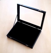 Gablota, pudełko na odznaki