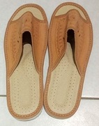 Góralskie kapcie damskie ze skóry naturalnej rozm,41.